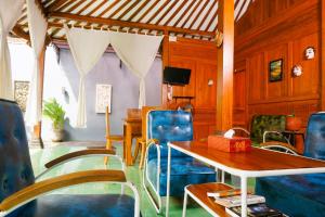 Villa Joglo Kawung - City Centre Paradise with Pool