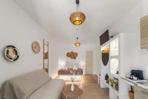 LausAndros Suites
