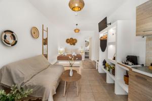 LausAndros Suites