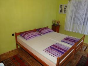 Romantic room Vir