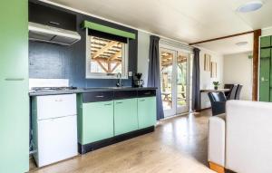 2 Bedroom Gorgeous Home In Erm