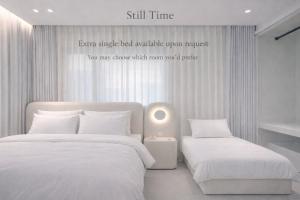 STILL TIME Bright 3 Bedroom Apartment with 2 Baths near Myeongdong Station