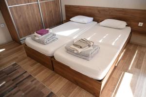 DIONIS Rooms & Apartments