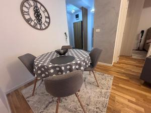 Nest CT