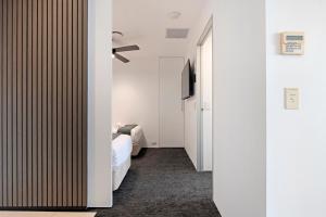 Hinterland View - Levels 23-46 Circle on Cavill - No Parking Included - Hosted by WowStay