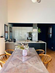 Villa premium avec extérieur ensoleillé