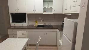 V & V Apartman