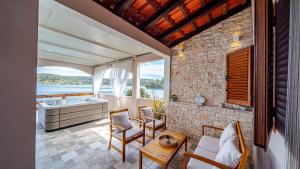 Villa Silencia with Whirlpool by Villas Guide