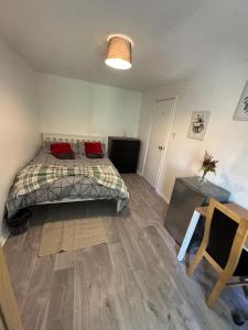 Euston Station and Central London Spacious Flat
