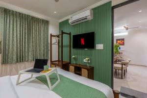 Mango Abode Home with Breakfast and Pickup