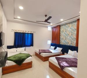Hotel ELLORA CAVE