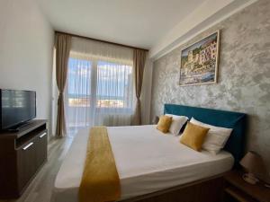 Mamaia Summerland Apartment