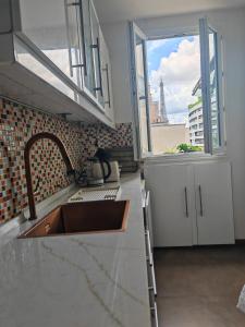 Grand Appartement Eiffel Tower View