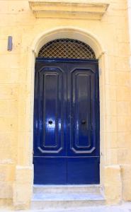 Casa Lapira