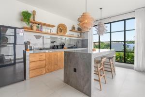 Luxe 2BR Private Pool & Green Views near Berawa