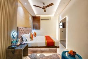 Hotel Coral Plaza - Near Connaught Place