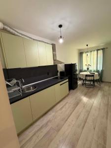 Spacious 2-Room Flat Near Metro Mall