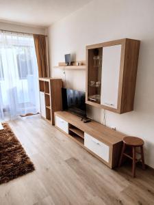 Apartment Hurbanova with Garage and Selfcheck-in, Near Tatras