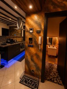 Joseph House - Elegant Design Apartment in Centro Trieste