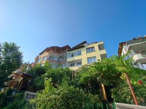 Capri Family Hotel