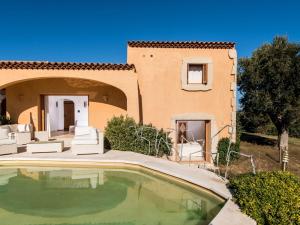 Mediterranean Luxury Escape in Costa Smeralda