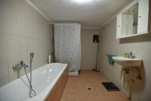 Rogdia Mountain View Apartment
