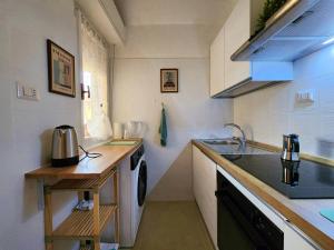 Anemone Apartment img12