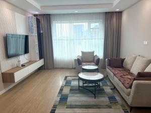 Spacious Central 3-Room Apartment in UB