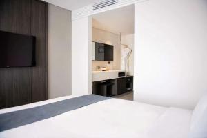 Hotel The Tark Suite New Delhi