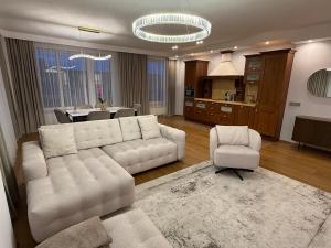 Luxury Oasis in the Heart of the City