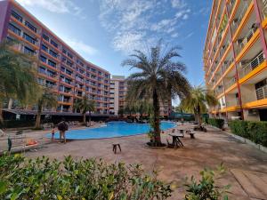 Nice Studio 1-bed apartment, WiFi, kitchen, view to jungle, swimming pool