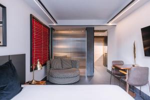 Poem Suites by Airnest