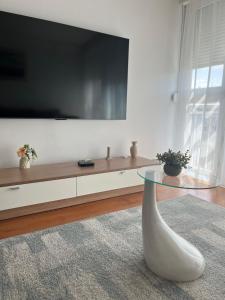 Slendt Zen Residence