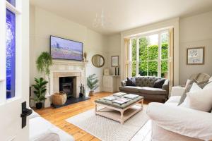 Victorian House Sleeps 14 Pool and Gardens
