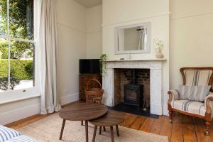 Victorian House Sleeps 14 Pool and Gardens