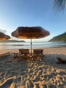 Bungalow Garden at Zhayas Beach & Cottages