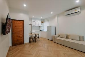 A-Bit-House