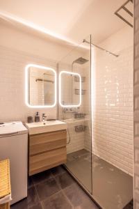 Stylish 2BR with Garage and AC Port of Nice