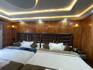 Hotel Sounsar and Restaurant