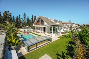 GRAND VILLA SALOU ONLy FAMILIES