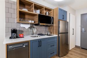 Candlewood Suites London South by IHG