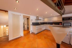 Como Lake Bright penthouse with breathtaking views
