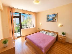Beach Apartment Rosa Rogosa