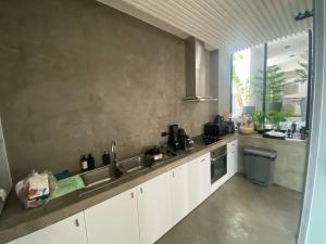 Top 2BR Penthouse in Thonglor with gym