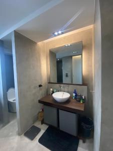 Top 2BR Penthouse in Thonglor with gym
