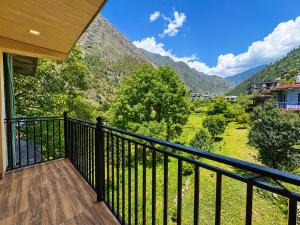 Symphony Woods Resort By West Western