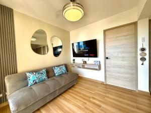 Panoramic view apartment with Pool and Rooftop 01N6