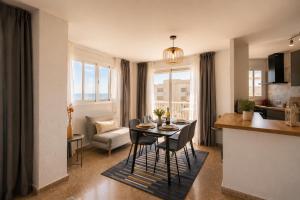 Benalmadena Seafront Apartment with Parking - Magnolia Properties