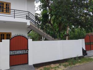 CaReville Chunnakam