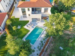 Villa Pinora